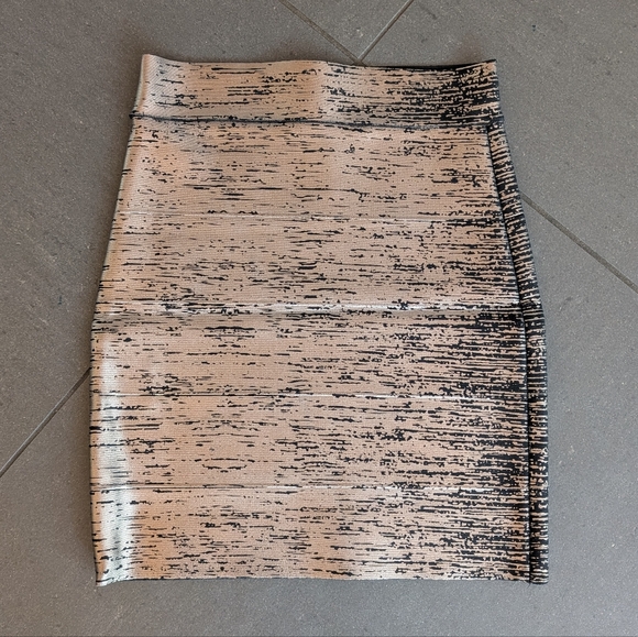 BCBGMaxazria Metallic Josie Gunmetal Power Skirt XS - Picture 3 of 6